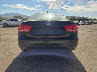 2012 Volkswagen Passat 2.5L SE - Exterior Rear Center Image